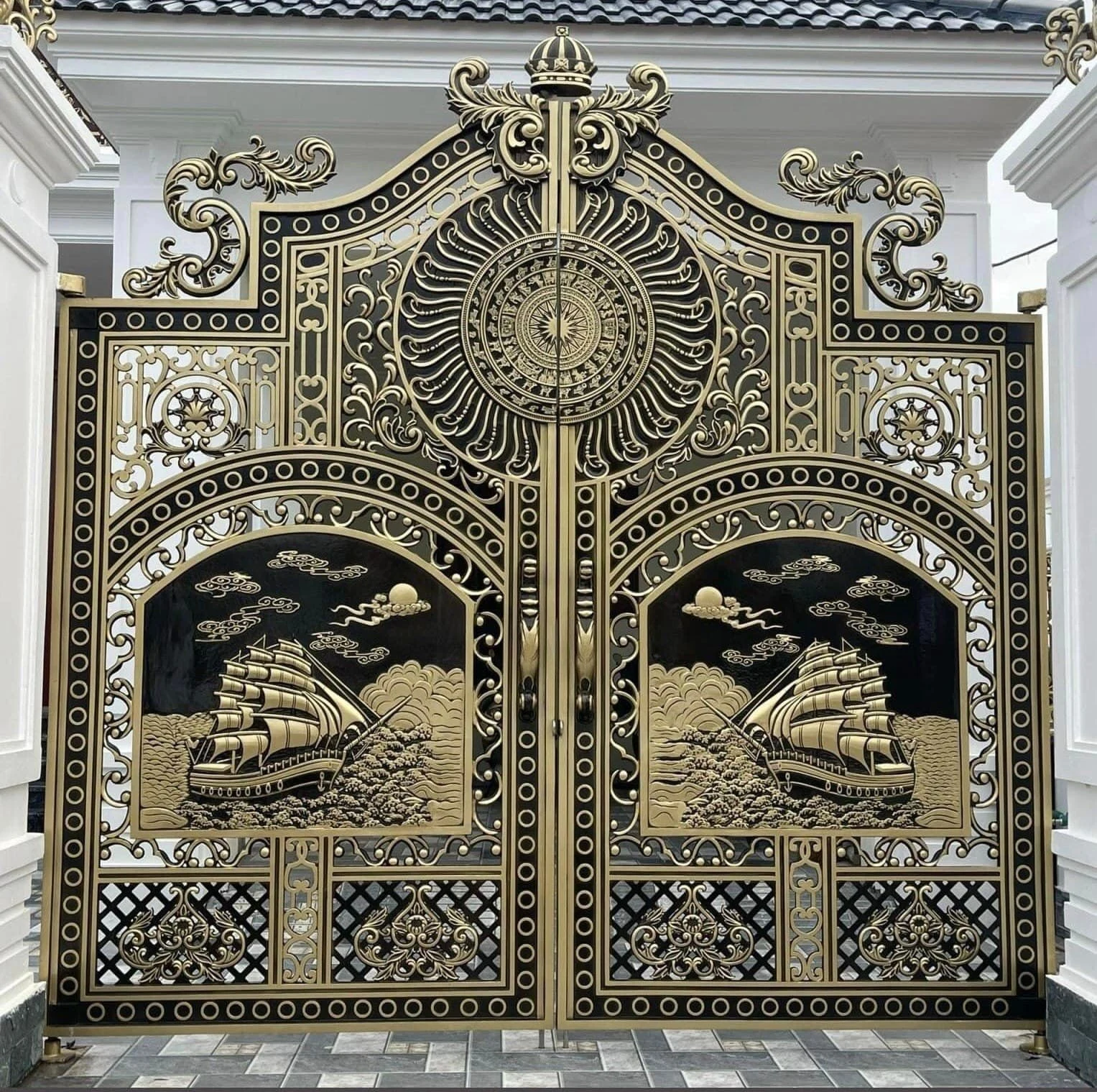 Cổng thuận buồm xuôi gió C_210